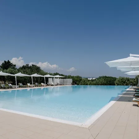 Casale Del Murgese Country Hotel 4*