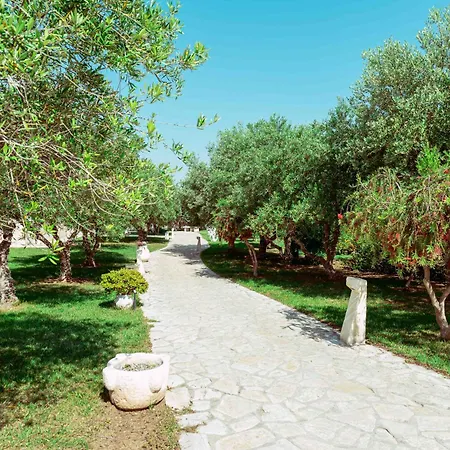 Casale Del Murgese Country 4*